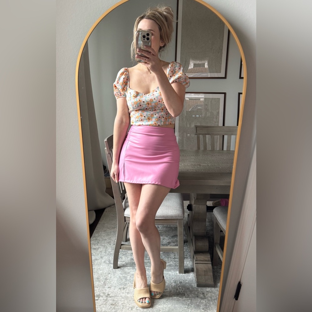 Pink Faux Leather Stretchy Mini Skirt - Picture 3 of 13